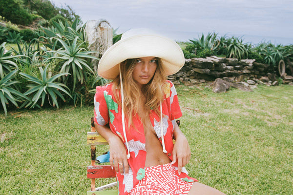 Holiday Bucket - Cotton Bucket Hat in Natural