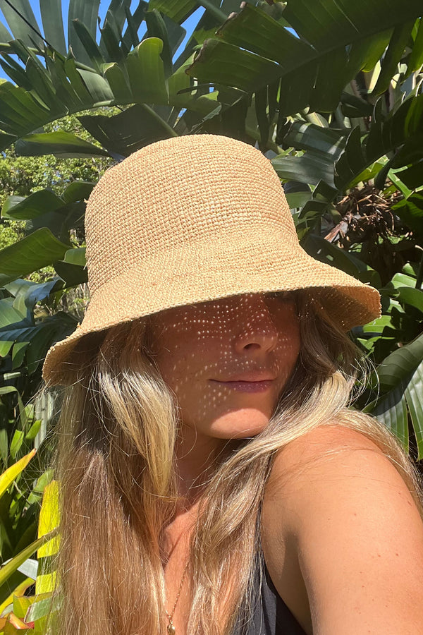 Island Bucket - Straw Bucket Hat in Natural